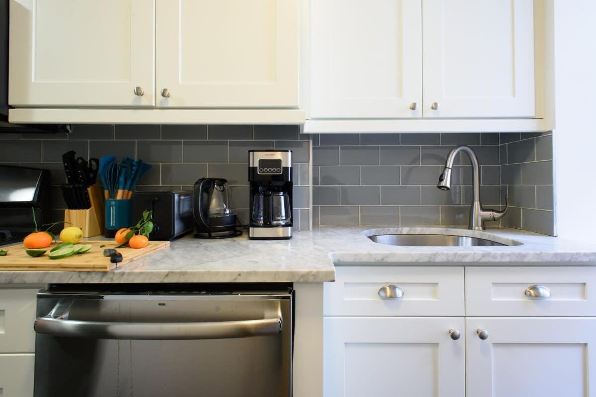 39-1 Renovated 3br Apartamento